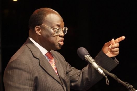 Les Politiques Peuvent-ils Se Permettre D’être Insultants ?