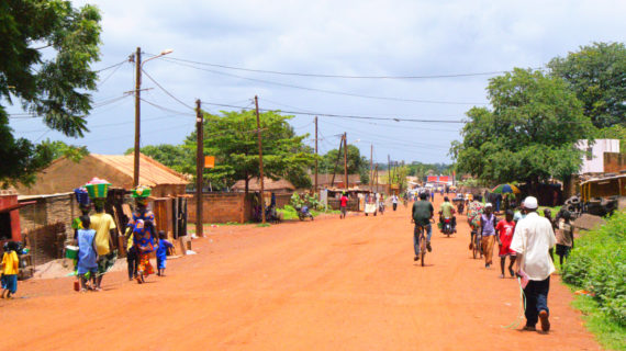 Kédougou : A La Croisée Des Chemins