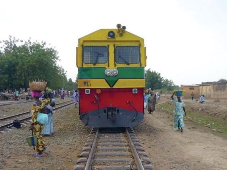 Voyage En Train : Pour Que Renaisse Le Chemin De Fer Au Sénégal