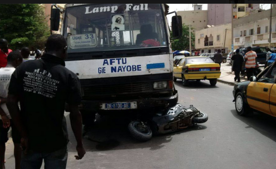 Accidents De La Route : Au-delà Des Pleurs Et Prières, Une Fumisterie Nationale
