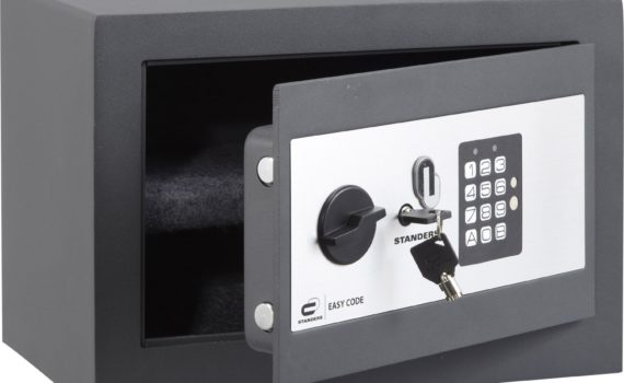 Sénégal : Et Dieu Créa Le Coffre… Qui Rend Fort