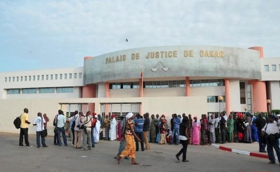 A Quand La RÉconciliation Entre Justice Et Justiciables ?