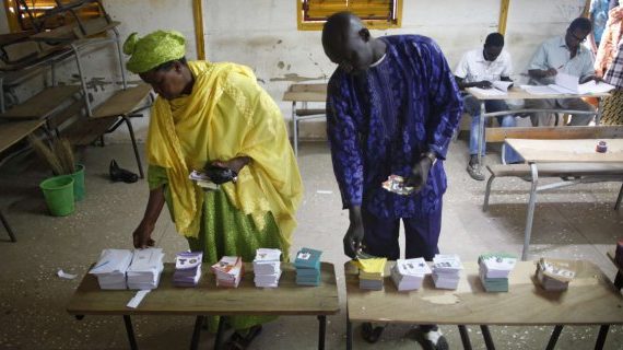 Du Trop-plein De Candidats À La PÉnurie