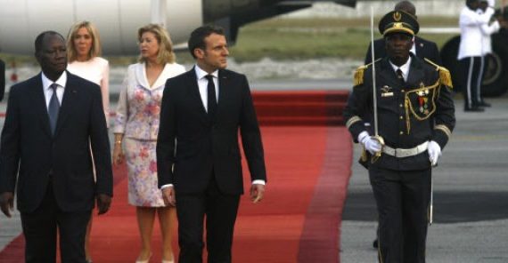 Eco Et Fcfa, Quatre Mariages Et Un Enterrement