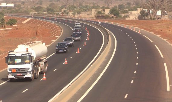 Ila Touba : Le Danger Au Bout Du Fil