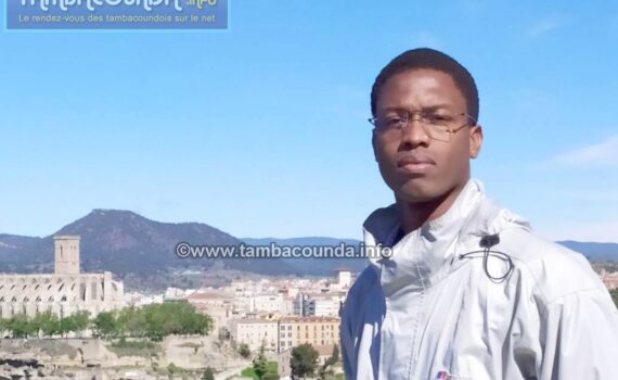 La Vieille Afrique Derrière ! (pierre Boubane)