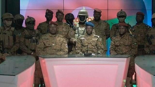 Le Printemps Des Coups D’État