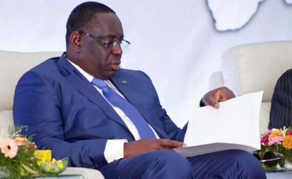 Logique Arithmétique Et équation Politique (nioxor Tine)