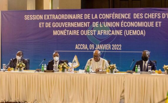 Mali, Sanctions Et IncohÉrences