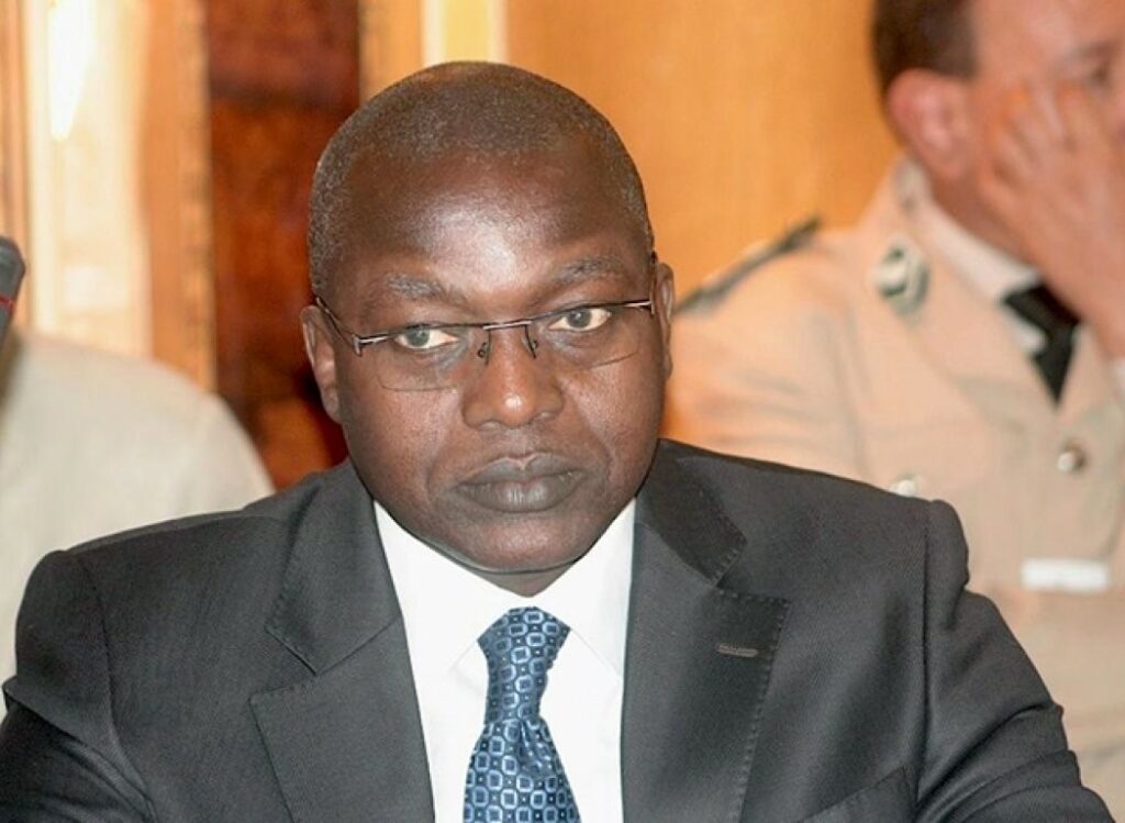 Oumar Gueye: Un Ministre Cancre, Symbole De La Médiocrité Du Régime De Macky Sall (seybani Sougou)