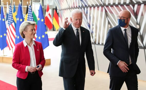 Quand Des “dÉmocrates” Bafouent Tranquillement La LibertÉ D’expression