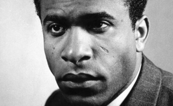 Frantz Fanon, Le Panafricaniste Qui Était Contre Les MimÉtismes