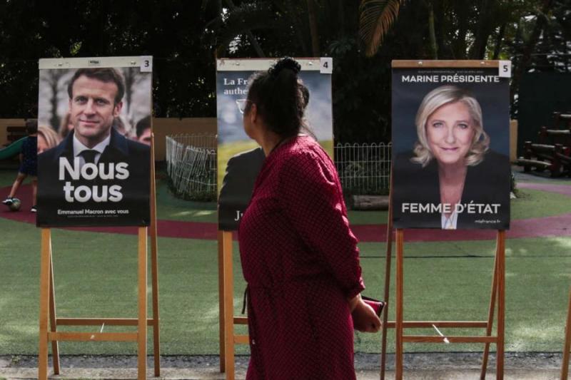 Pour Contrer Le Projet Raciste De Marine Le Pen, S’abstenir Ne Suffira Pas