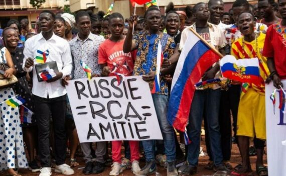 L’ukraine, Les Hommes Forts Et Nous