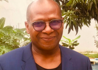 Une AumÔne Qui FlÉtrit Le Coeur Au Lieu Du Salaire Qui Le Satisfait