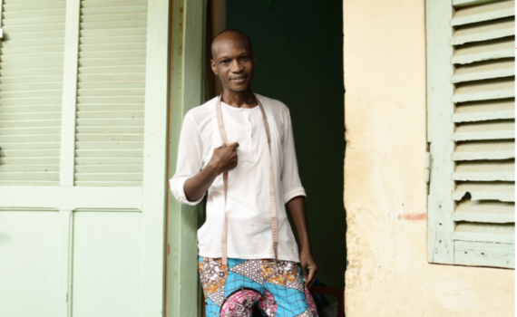 Se Tourner Vers Le Monde Des Invisibles De L’Économie