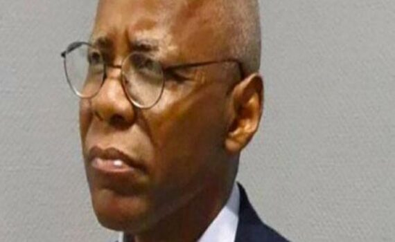 Je Ne Veux Rencontrer Que Des FranÇais Heureux Ou Optimistes