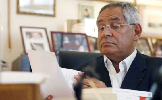 Mais Qui Est Donc Robert Bourgi Pour Dicter Aux SÉnÉgalais Ce Qu’ils Doivent Faire ?