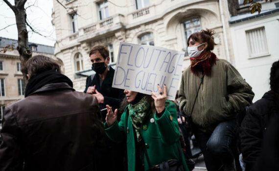 À L’assemblÉe Comme Dans La Rue