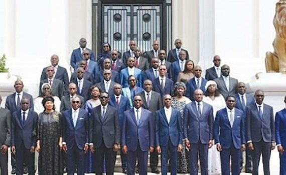 Alternance Politique Et DÉfis De La Rupture