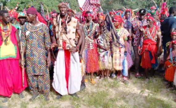 Balinghor 2022, Mon Bukut A Moi