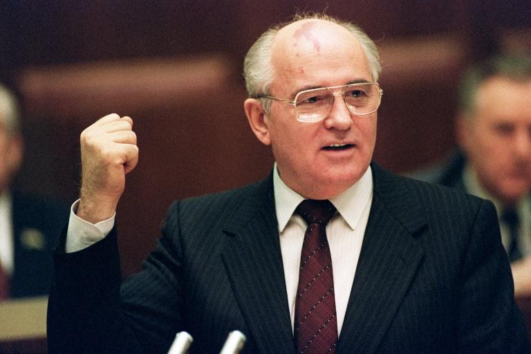 L’impérialisme Encense Gorbatchev Mais Qu’en Pensent Le Prolétariat, Les Peuples Soviétiques Et Du Monde ?