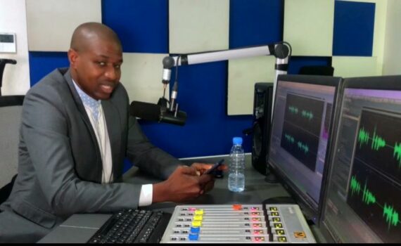 Le Gouvernement De Combat Est Aussi InquiÉtant Que Le Mortal Kombat