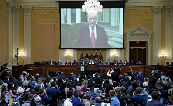 L’enquÊte Sur L’Émeute Du Capitole : Le Watergate De Donald Trump ?